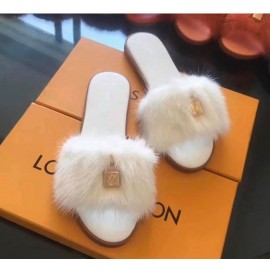 louis vuittons slippers 04